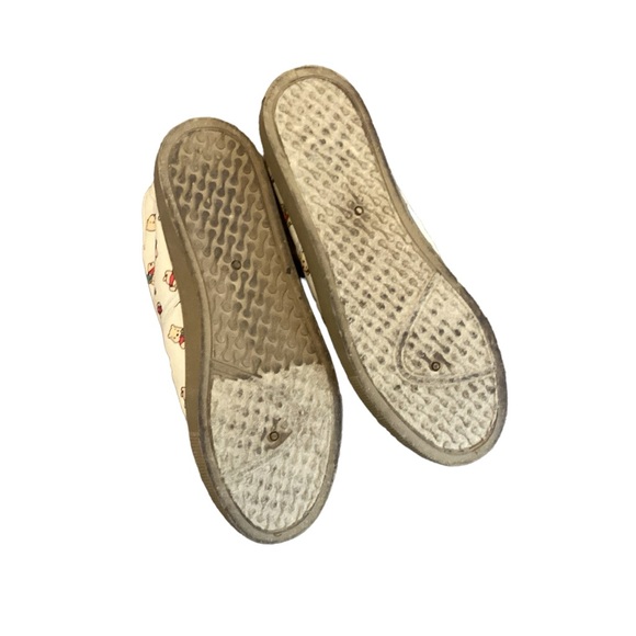 Disney Winnie the Pooh 95th Anniversary Collection from Hot Topic 8 - Picture 12 of 12